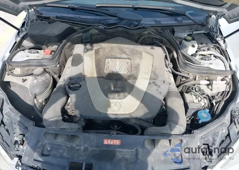 2009 Mercedes-Benz C 300 Luxury/Sport z USA, uszkodzony, nr VIN WDDGF54X99F205253